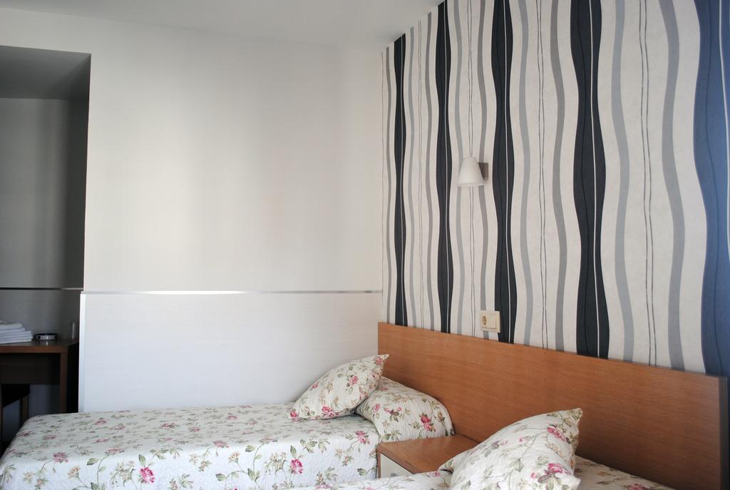 Hostal La Cortijana Logroño Dış mekan fotoğraf