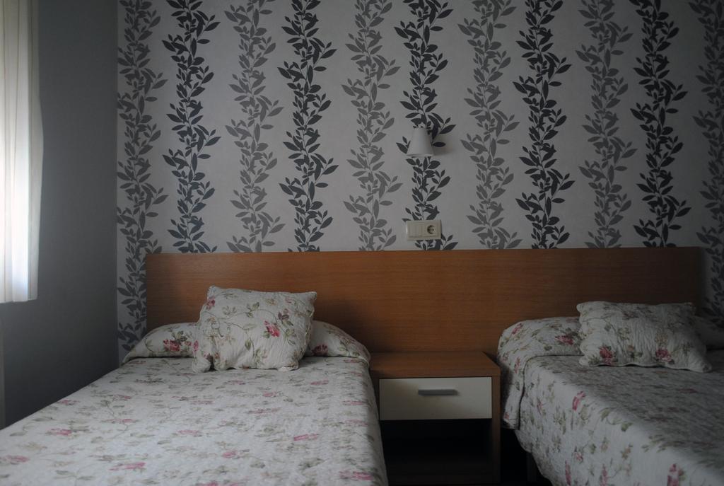 Hostal La Cortijana Logroño Dış mekan fotoğraf