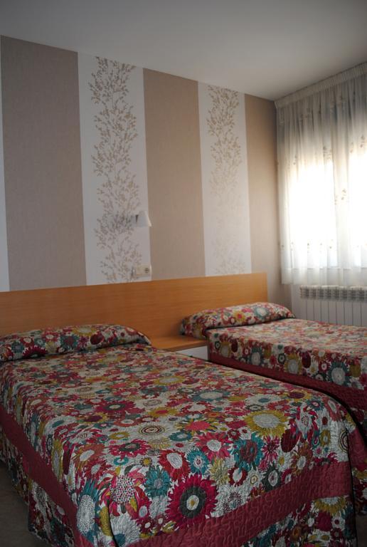 Hostal La Cortijana Logroño Dış mekan fotoğraf