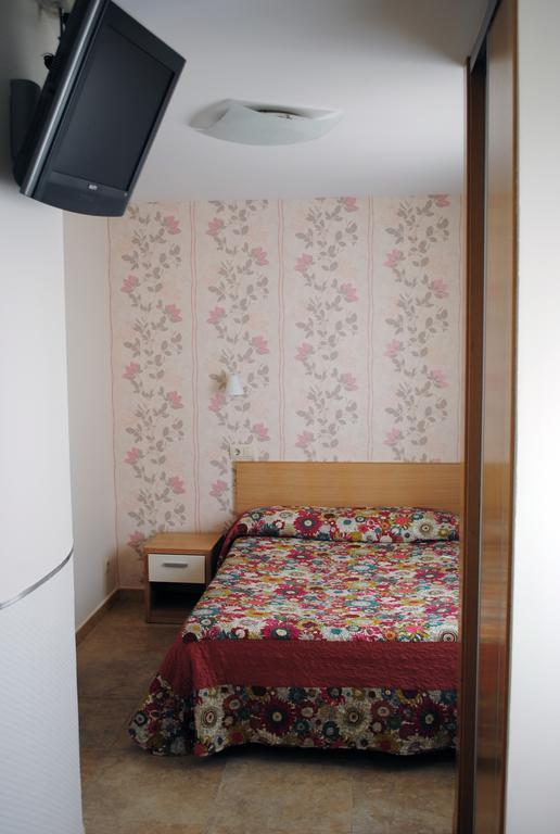 Hostal La Cortijana Logroño Dış mekan fotoğraf