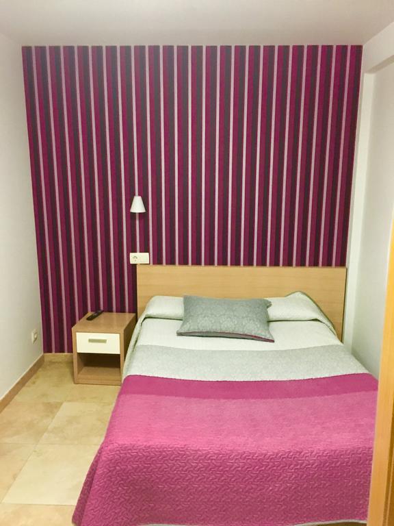 Hostal La Cortijana Logroño Dış mekan fotoğraf