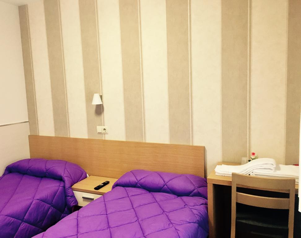 Hostal La Cortijana Logroño Dış mekan fotoğraf